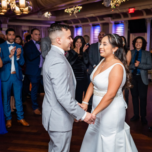 Retouching a photo with artificial intelligence in the Cyberpunk style