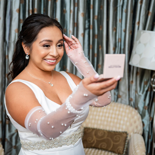 Retouching a photo with artificial intelligence in the Cyberpunk style